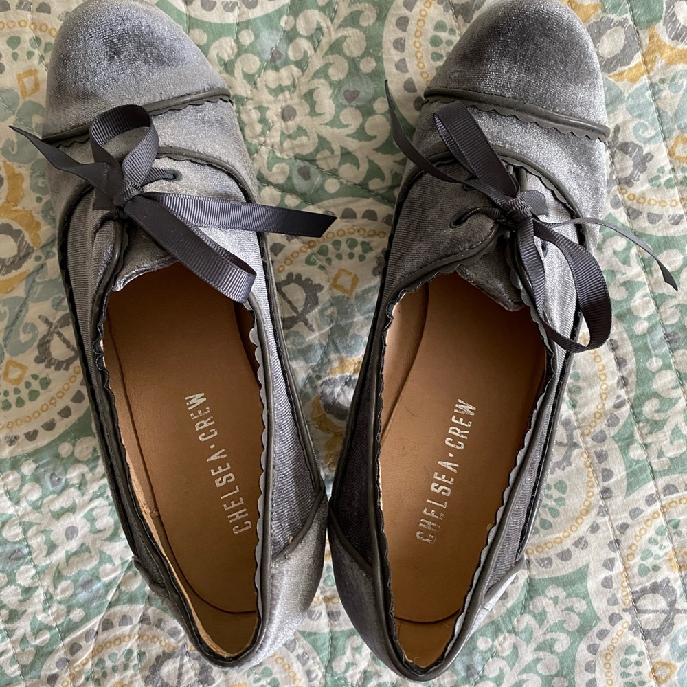 Chelsea Crew Oxford Heel in Grey Velvet, 39